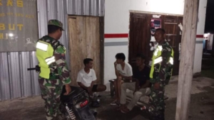 Hadir di Tengah Masyarakat, Koramil Lembor Pastikan Lingkungan Aman dan Nyaman