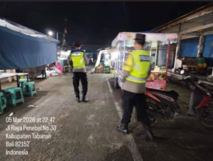 Cegah terjadinya Kriminalitas pada malam hari, Polsek Penebel laksanakan Patroli Blue Light
