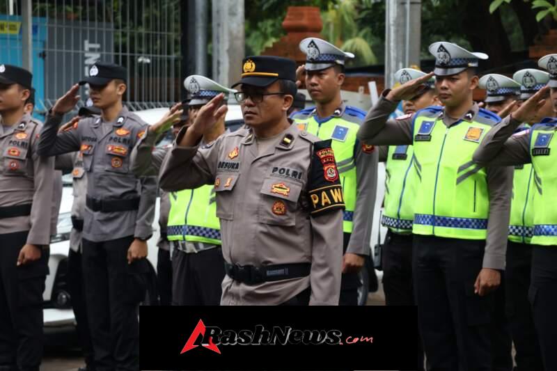 Wakapolres Bandara Ngurah Rai Pimpin Apel Pagi, Tekankan Disiplin dan Pelayanan Publik