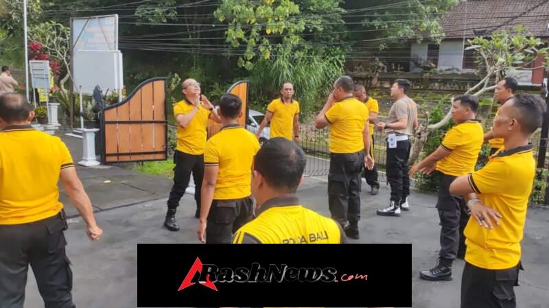 Personel Sehat, Pelayanan Prima: Polsek Pupuan Laksanakan Apel dan Olahraga Pagi Bersama
