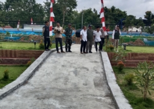 Kunjungan Menteri Kehutanan RI di Otak Aik Loang Gali, Babinsa Toya Turut Hadiri Penyerahan SK Perhutanan Sosial