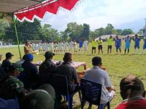 Paskah Cup Hilihintir Dibuka Meriah, Babinsa Tekankan Persatuan dan Sportivitas