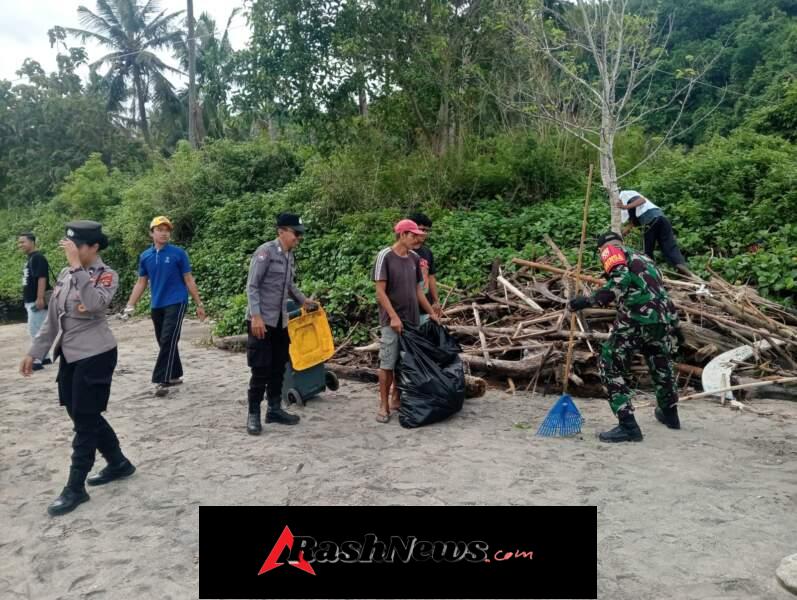 Gerakan Bali Bersih Pantai Menggema Di Nusa Penida, Koramil Nusa Penida Ikut Ambil Bagian