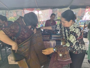Ikut Serta Bazar Ramadhan Kodam IX/ Udayana, Dandim Klungkung Tegaskan Komitmen Dan Kepedulian TNI Kepada Masyarakat Jelang Rari Raya Idul Fitri