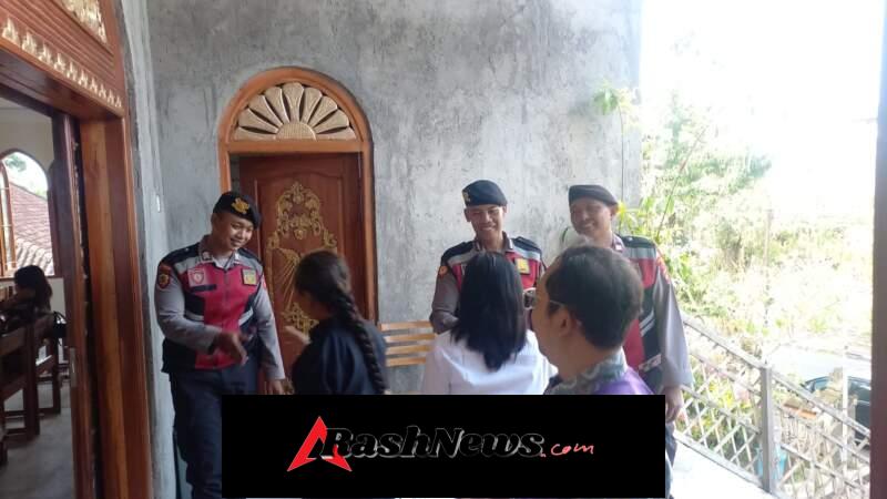Antisipasi Gangguan Kamtibmas, Sat Samapta Polres Bangli Amankan Ibadah Umat Kristiani di Gereja Marga Rahayu