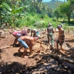 TNI Hadir di Tengah Masyarakat, Bantu Persiapan Pembangunan Rumah