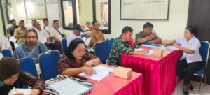 Babinsa 1623-07/Bebandem Hadir dalam Rapat LPJ BUMDes Desa Budakeling