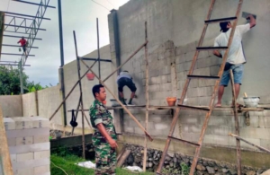 Sinergi TNI dan Masyarakat, Babinsa Kawal Operasional Koperasi Merah Putih