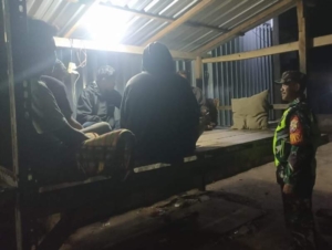 Patroli Siskamling Babinsa Monta Fokus Cegah Penyalahgunaan Narkoba dan Tindakan Kriminal