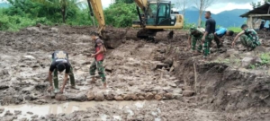 Kemanunggalan TNI-Rakyat, Satgas TMMD Ke-127 Wujudkan Infrastruktur Tangguh di Desa Werang