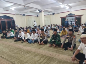 Safari Ramadan di Masjid Ibnu Batutah Puja Mandala, Kapolsek Kuta Selatan Perkuat Toleransi dan Kerukunan Umat