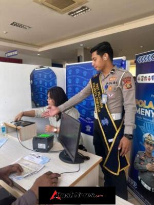 Pelayanan Ramah dan Humanis, Satpas SIM Polresta Denpasar Berikan Pendampingan Kepada Pemohon