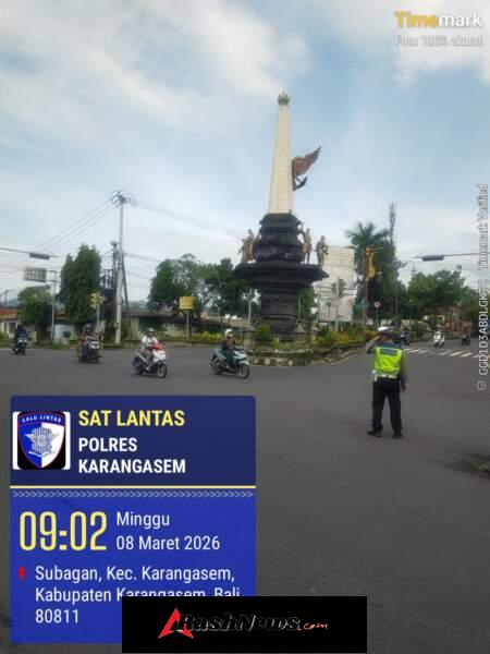 Agar Terciptanya Kelancaran Lalu Lintas Personil Lantas Melaksanakan Penjagaaan Dan Pengaturan di Ktl 2