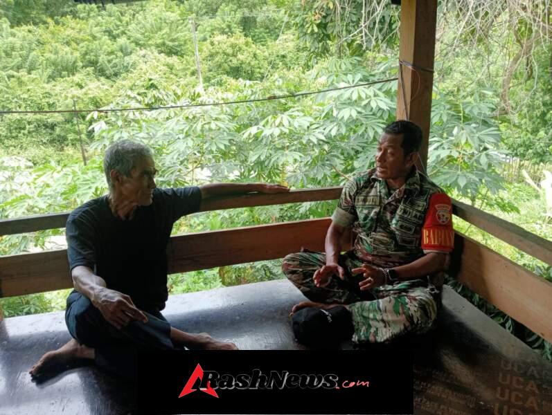 Babinsa Beru Aktif Pantau Wilayah Binaan Melalui Patroli dan Komsos