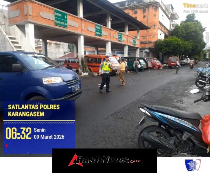 Sat Lantas laksanakan Pengaturan di Pasar Amlapura
