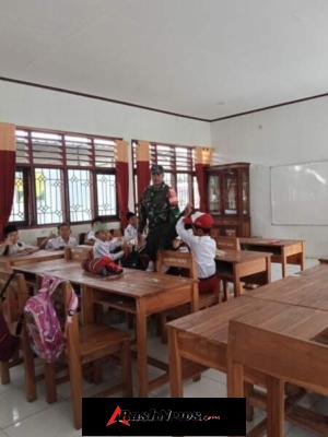 TNI Hadir Dukung Program Makan Bergizi Gratis untuk Siswa di Jereweh