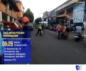 Sat Lantas laksanakan Pengaturan di Pasar Amlapura