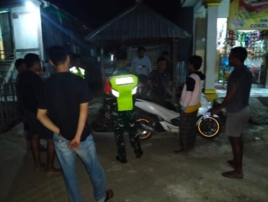 Koramil Bersama Masyarakat Gelar Patroli Siskamling Anti Keributan