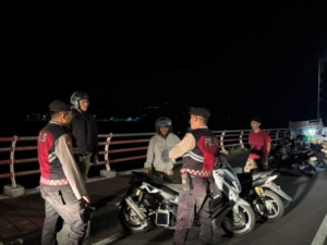 Patroli Malam, Samapta Polres Klungkung Pantau Sejumlah Titik Keramaian.
