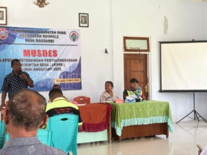 Perkuat Sinergi Pemerintah Desa dan Masyarakat, Babinsa Hadiri Musdes di Mausambi