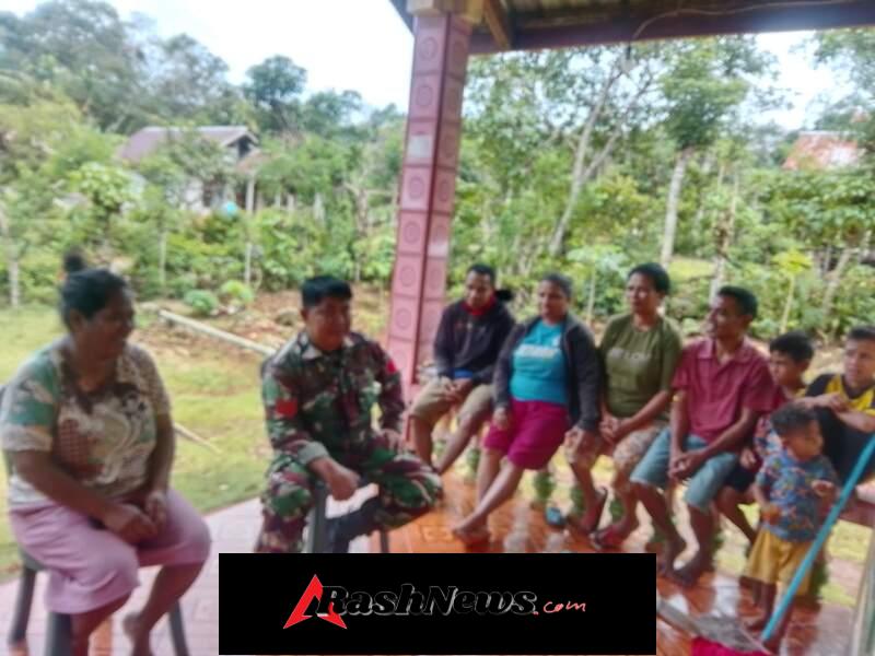 Melalui Komsos, Babinsa Ajak Warga Peduli Pendidikan Anak
