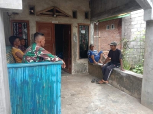 Pererat Silaturahmi, Babinsa Serakapi Sambangi Warga Dusun Jawaria