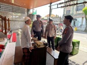 Satgas Preventif Ops Ketupat Agung 2026 Patroli Dialogis di Masjid Darussalam Ubung