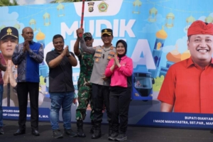 Polres Gianyar dan Pemkab Gianyar Gelar Mudik Ceria 2026, 113 Pemudik Diberangkatkan ke Jawa Timur