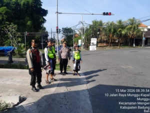 Kapolsek Mengwi Pastikan Jalur Melasti Hari Pertama Aman dan Lancar