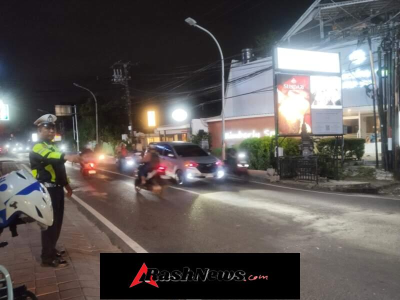 Unit Lantas Polsek Kuta Utara Patroli Dan Pengaturan Di Simpang Batu Belig