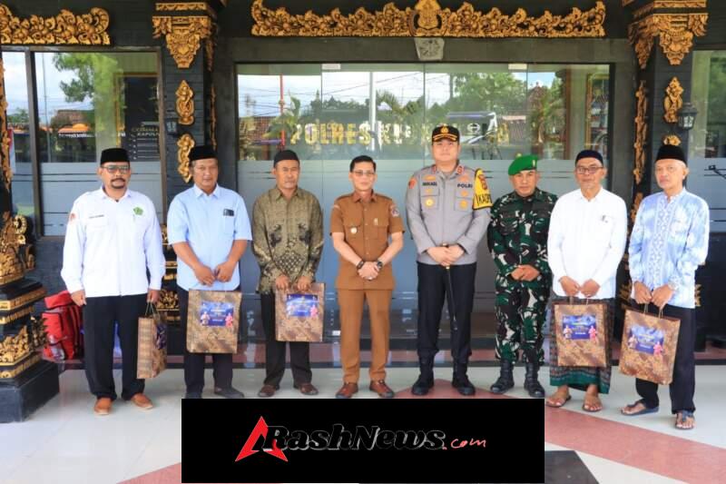 Wujud Kepedulian Polri, Polres Klungkung Gelar Mudik Gratis bagi Warga Sambut Idul Fitri