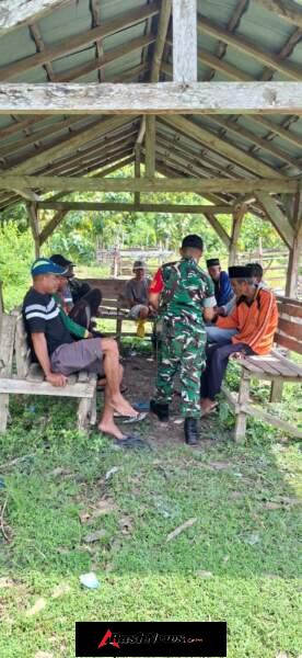 Sentuhan Humanis Babinsa, Dampingi Warga Rencanakan Sholat Idul Fitri