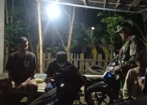 Serma Muhammad Laksanakan Patroli, Jaga Kamtibmas di Wilayah Seteluk