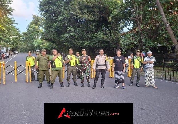 Kolaborasi TNI-Polri, Linmas dan Pecalang: Parade Ogoh-Ogoh di Wilayah Dentim Berjalan Aman dan Lancar