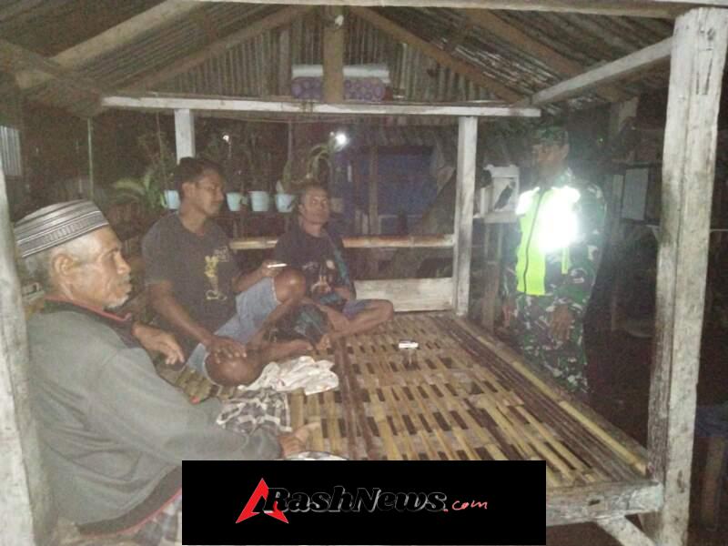 Sinergi Babinsa dan Warga Ciptakan Kondusifitas dengan Patroli Malam