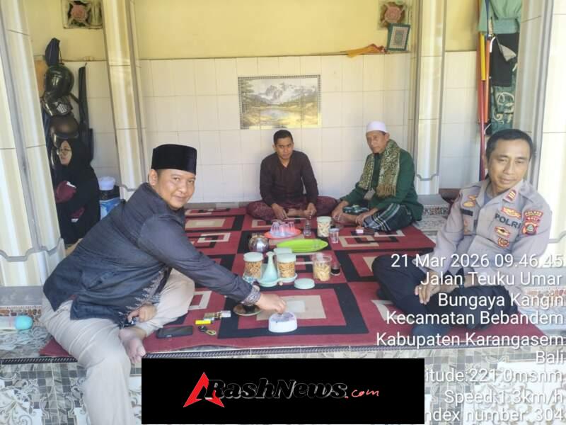 Hadir di Tengah Masyarakat, Kapolsek Bebandem Pererat Silaturahmi Idul Fitri di Kampung Muslim Kecicang Islam