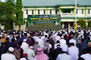 Makorem 161/Wira Sakti Dipadati Jamaah, Danrem Hadiri Sholat Idul Fitri 1447 H Penuh Khidma