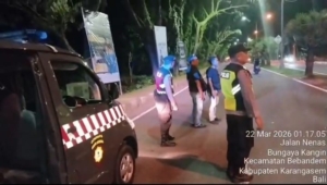 Jaga Lelap Tidur Masyarakat, Polsek Bebandem Intensifkan Blue Light Patrol Hingga Dini Hari