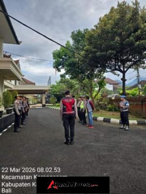 Sipropam Polres Karangasem melaksanakan pengawasan dan pengecekan langsung kegiatan Apel Serah terima tugas jaga.