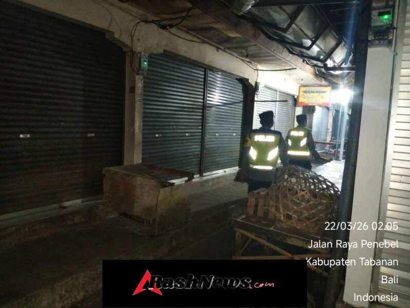 Antisipasi Gangguan Kamtibmas Polsek Penebel Patroli Subuh