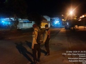 Polsek Mengwi Gelar Patroli Subuh, Susuri Jalur Utama Antisipasi Balapan Liar