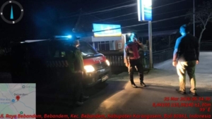 Cegah Gangguan Kamtibmas, Polsek Bebandem Gelar Blue Light Patrol di Jalur Rawan