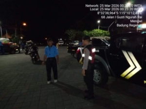 Patroli Malam Polsek Mengwi Ajak Masyarakat Bersama Jaga Kamtibmas