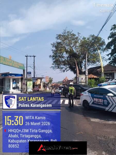Sat Lantas Melaksanakan Pengamanan di Obyek Wisata Tirtagangga