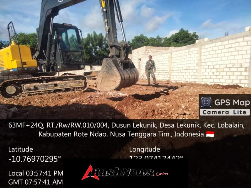 Pembangunan di Desa Lekunik Terkendali Berkat Pemantauan Babinsa