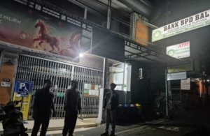 Dalam Upaya Menjaga Situasi Tetap Kondusif, Polsek Pupuan Melaksanakan Patroli di Jam Rawan