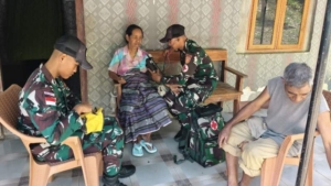 Yonarmed 12 Kostrad Hadir untuk Warga Perbatasan, Pos Ailala Laksanakan Kesehatan Keliling