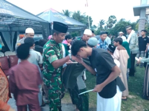 Kasdim 1601/Sumba Timur Hadiri Buka Puasa Bersama di Ponpes Al-Abron