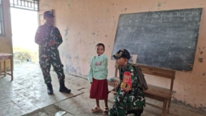 Satgas Pamtas Yonarhanud 2 Kostrad Peduli Pendidikan, Hadirkan Gadik di SDK Manusasi