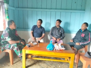 Babinsa Sertu Soalihin Laksanakan Anjangsana, Tingkatkan Kemitraan dengan Warga